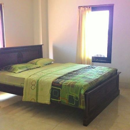 Oyo 586 Hotel Wijaya Kalasan Екстериор снимка
